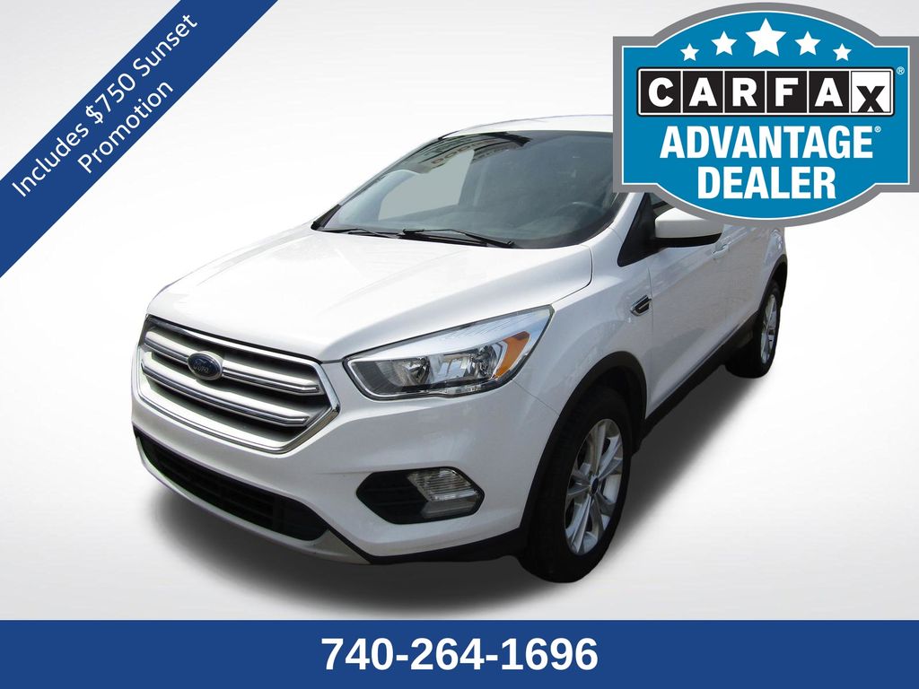 Used 2019 Ford Escape SE with VIN 1FMCU9GDXKUA70451 for sale in Steubenville, OH