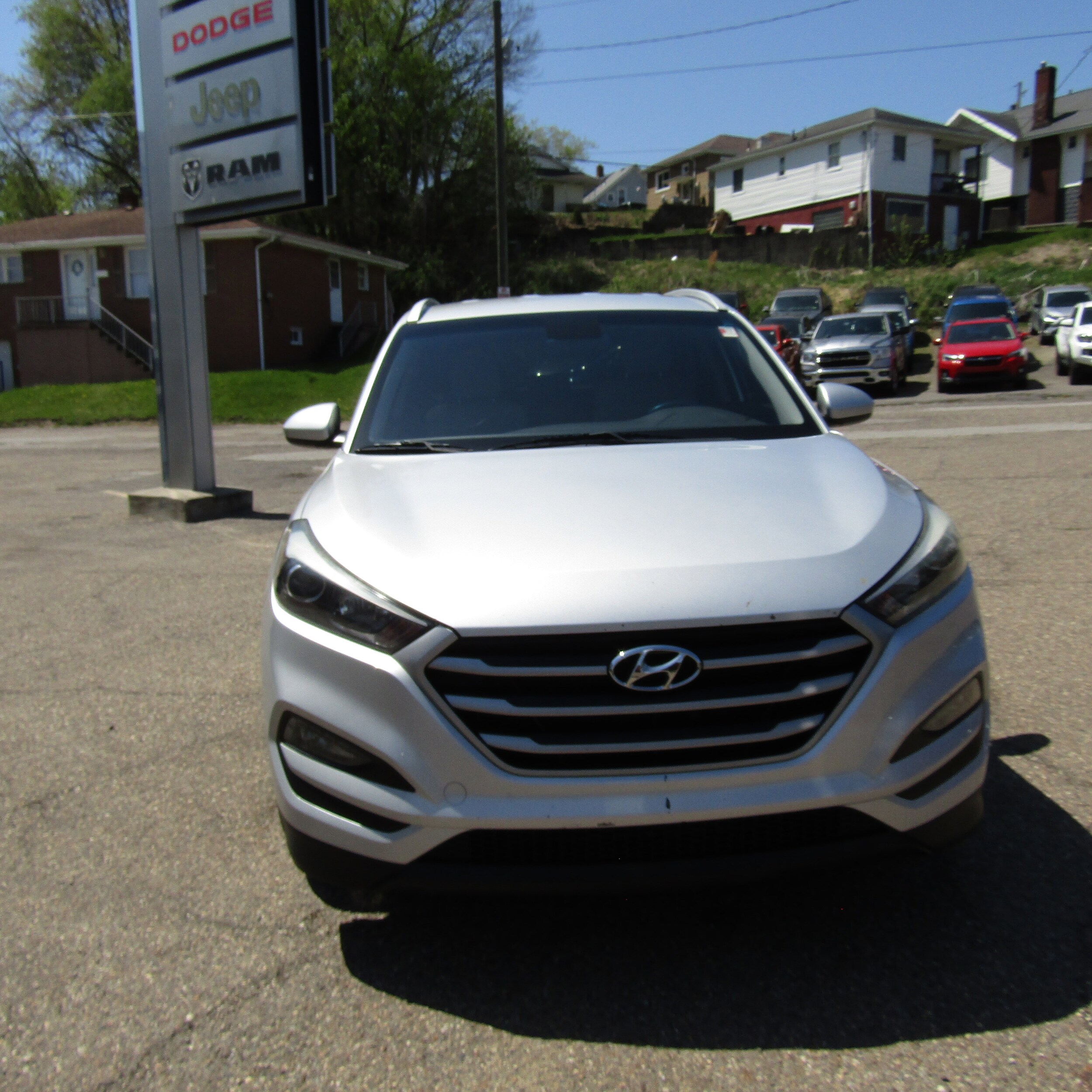 2018 Hyundai Tucson SEL photo 3