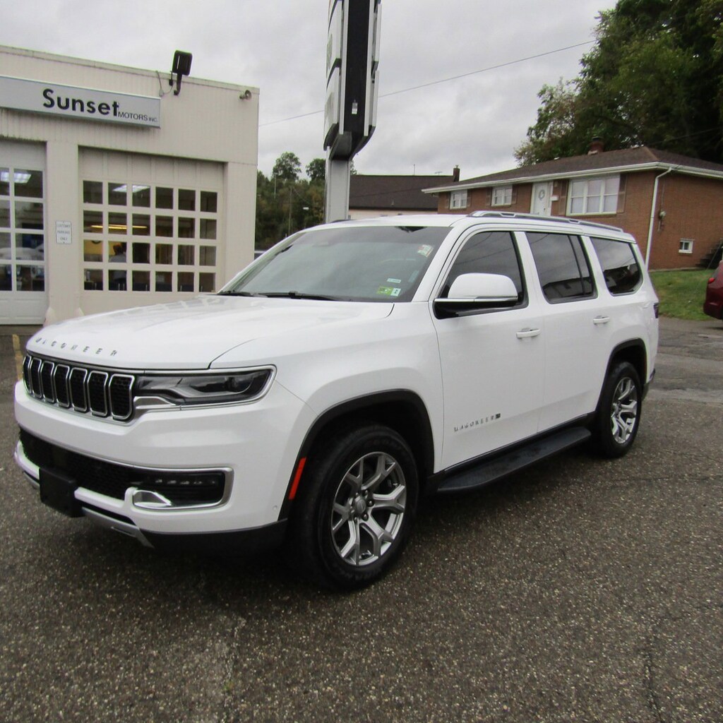 Used 2022 Jeep Wagoneer Series II For Sale Steubenville OH VIN1C4SJVBT6NS138924