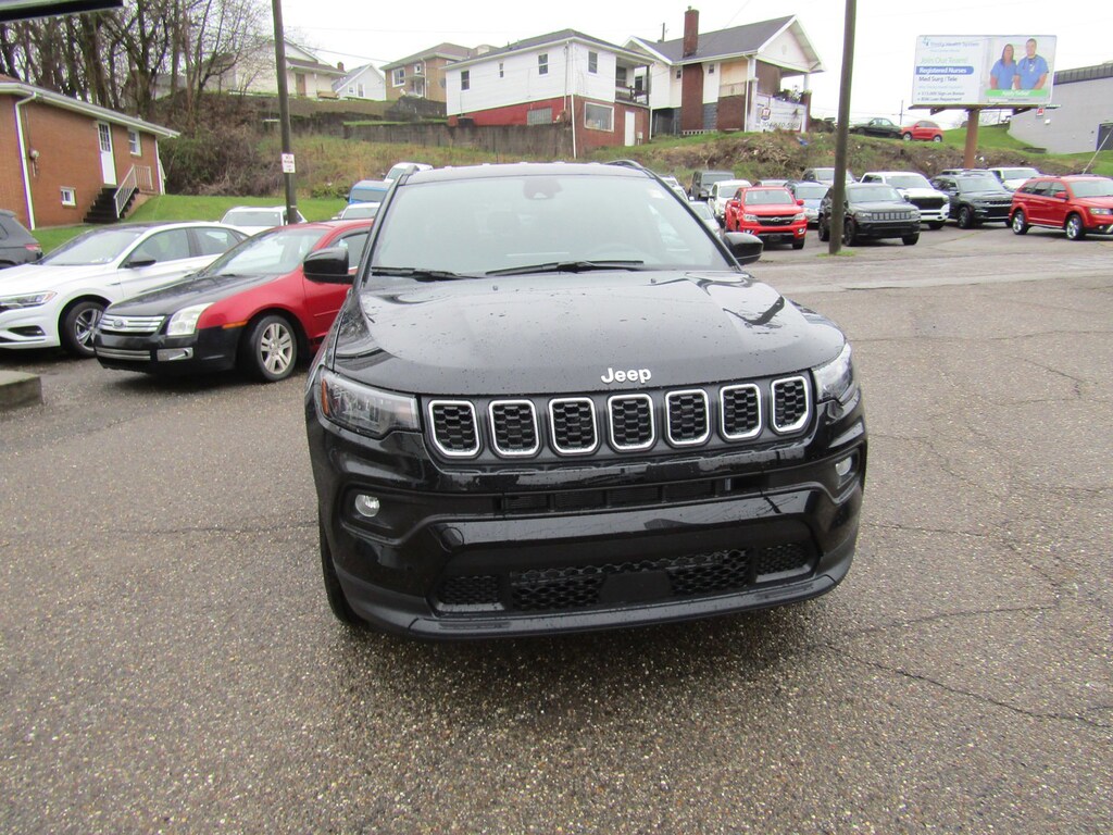 New 2024 Jeep Compass LATITUDE LUX 4X4 For Sale Steubenville OH VIN