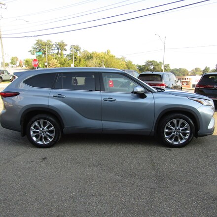 2022 Toyota Highlander Limited SUV