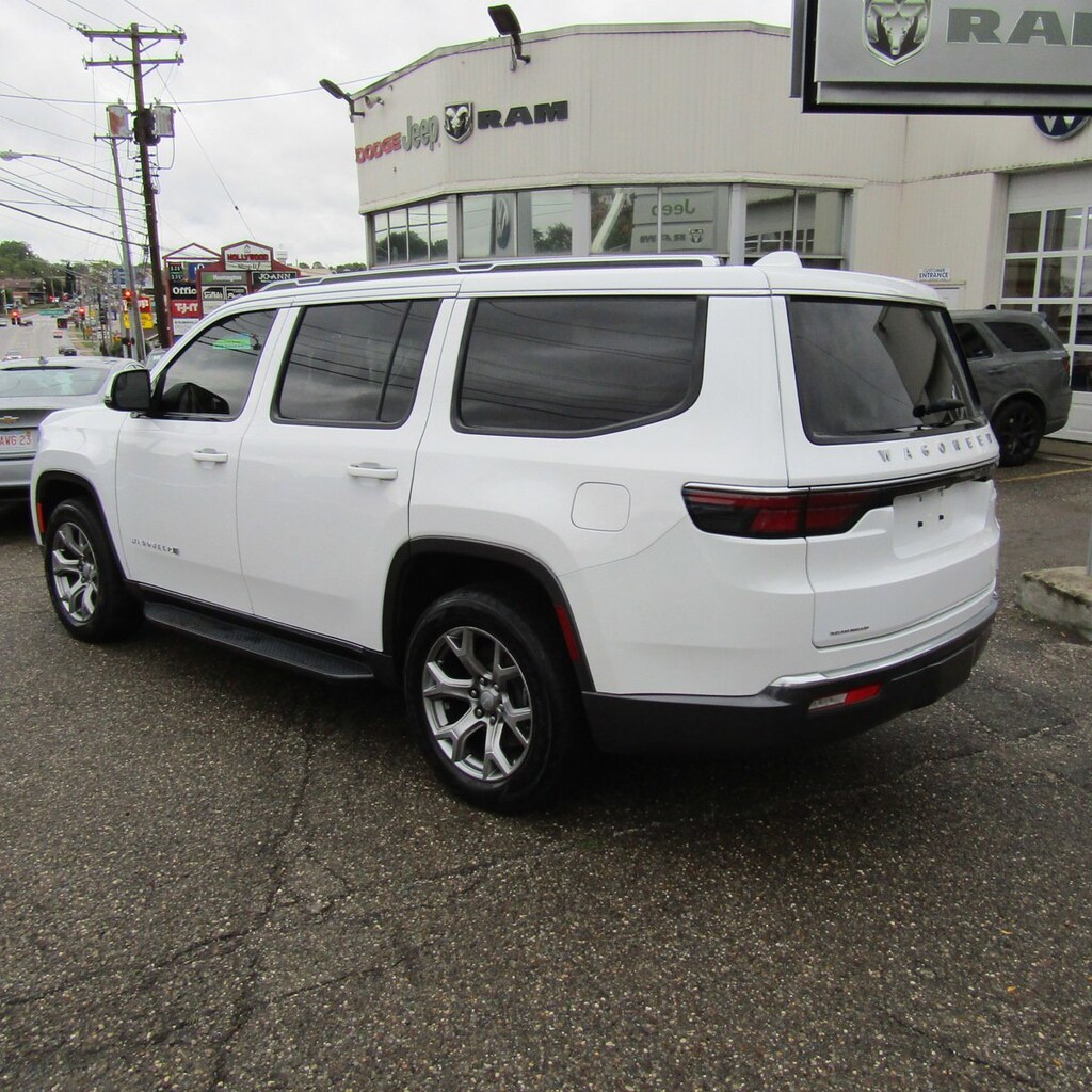 Used 2022 Jeep Wagoneer Series II For Sale Steubenville OH VIN1C4SJVBT6NS138924
