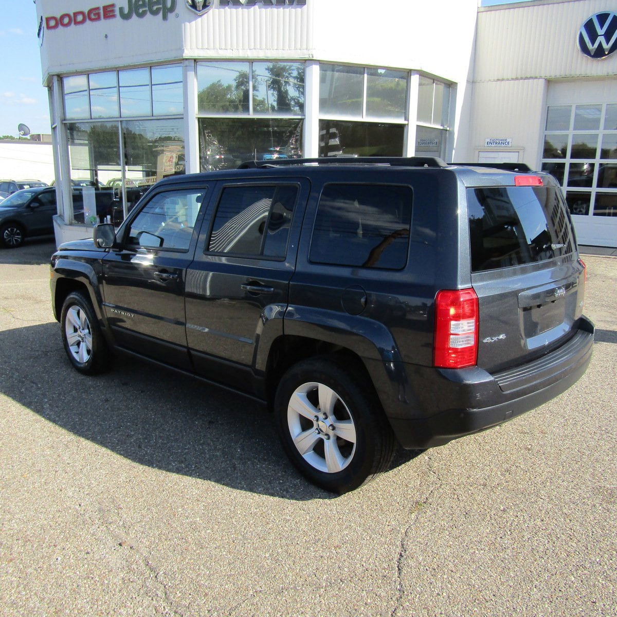 Used 2014 Jeep Patriot Latitude with VIN 1C4NJRFB1ED797908 for sale in Steubenville, OH