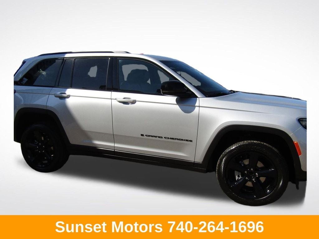 2025 Jeep Grand Cherokee Altitude - Photo 6