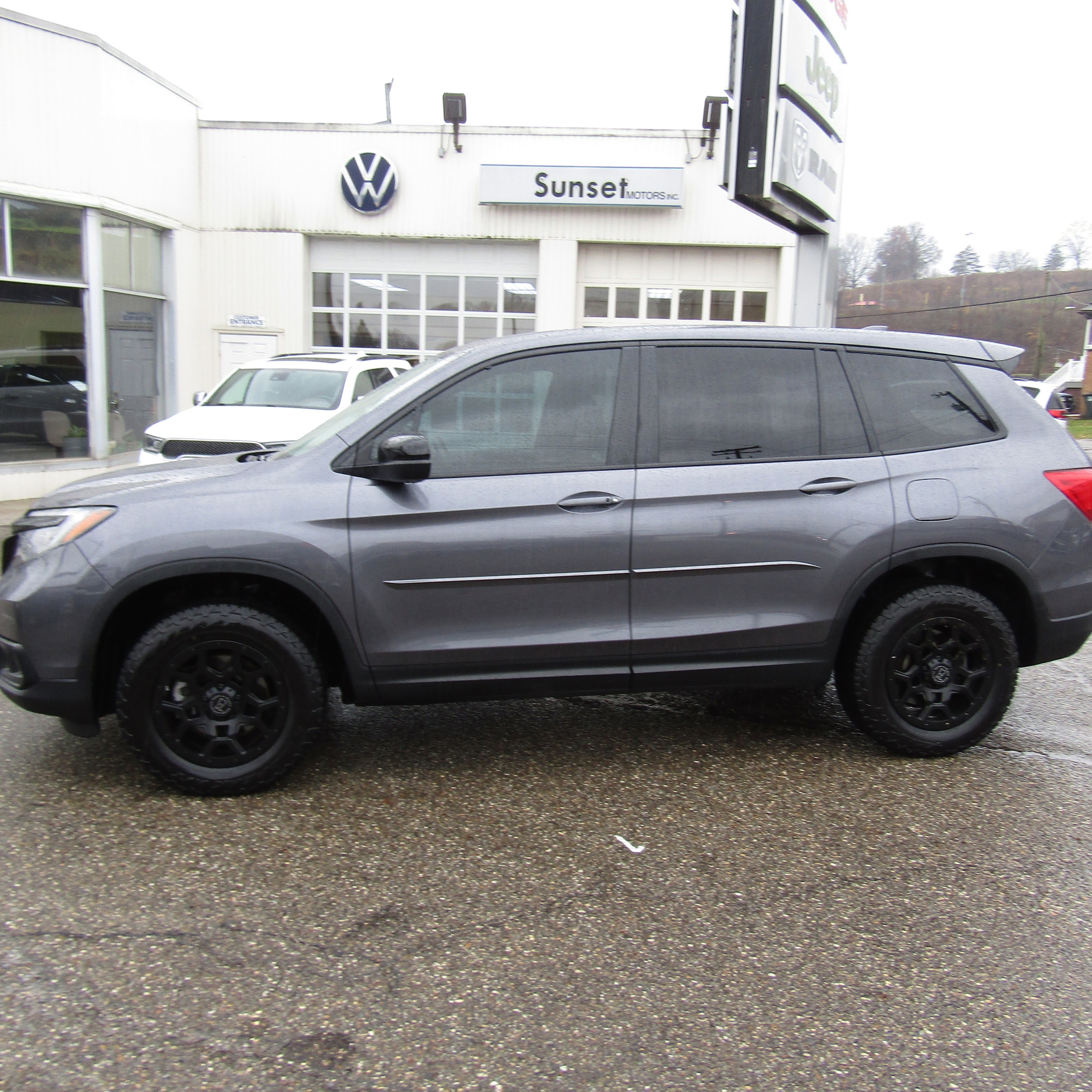 2021 Honda Passport Sport's photo