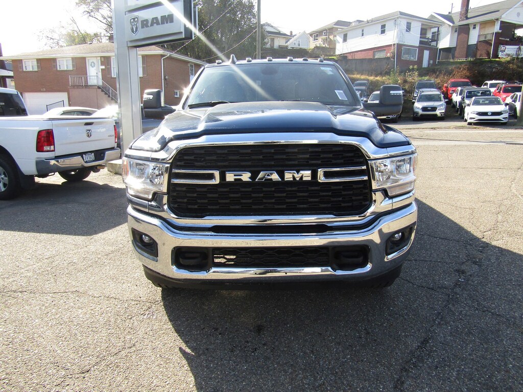 New 2024 Ram 2500 BIG HORN CREW CAB 4X4 6'4 BOX For Sale Steubenville