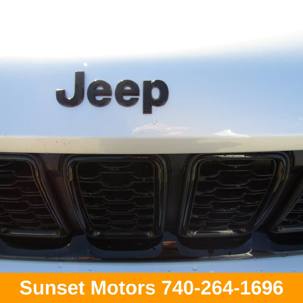 2025 Jeep Grand Cherokee Altitude - Photo 13