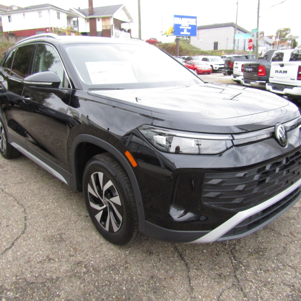 New 2026 Volkswagen Tiguan S 2.0T S 4MOTION