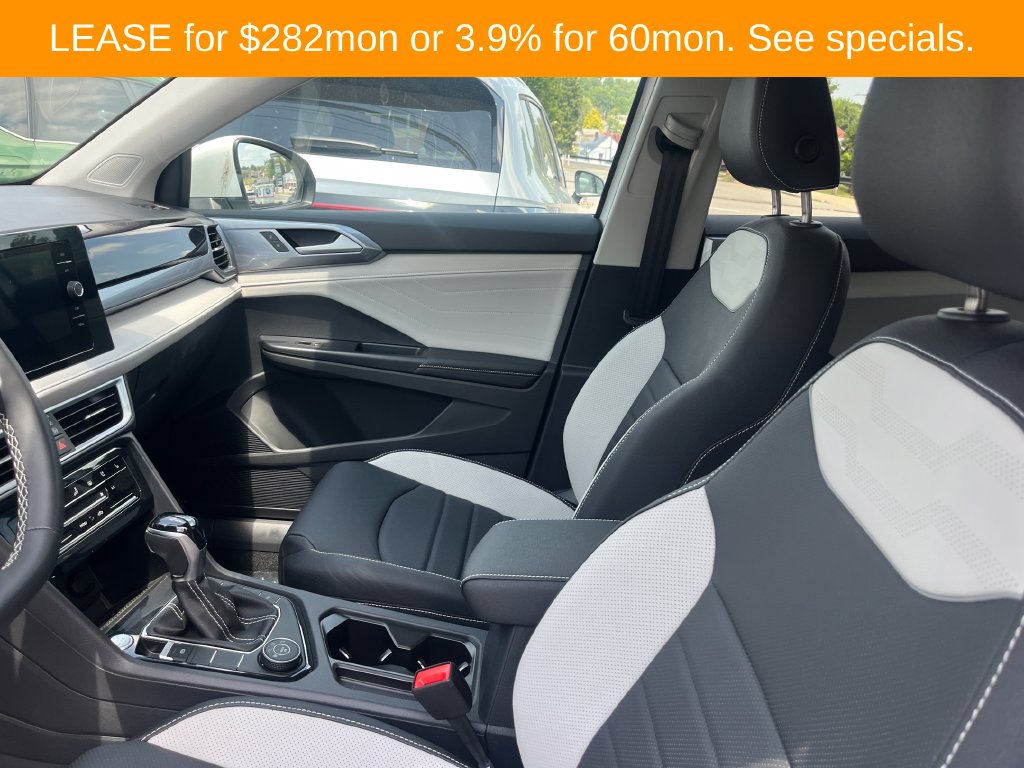 2026 Volkswagen Taos SEL - Photo 10