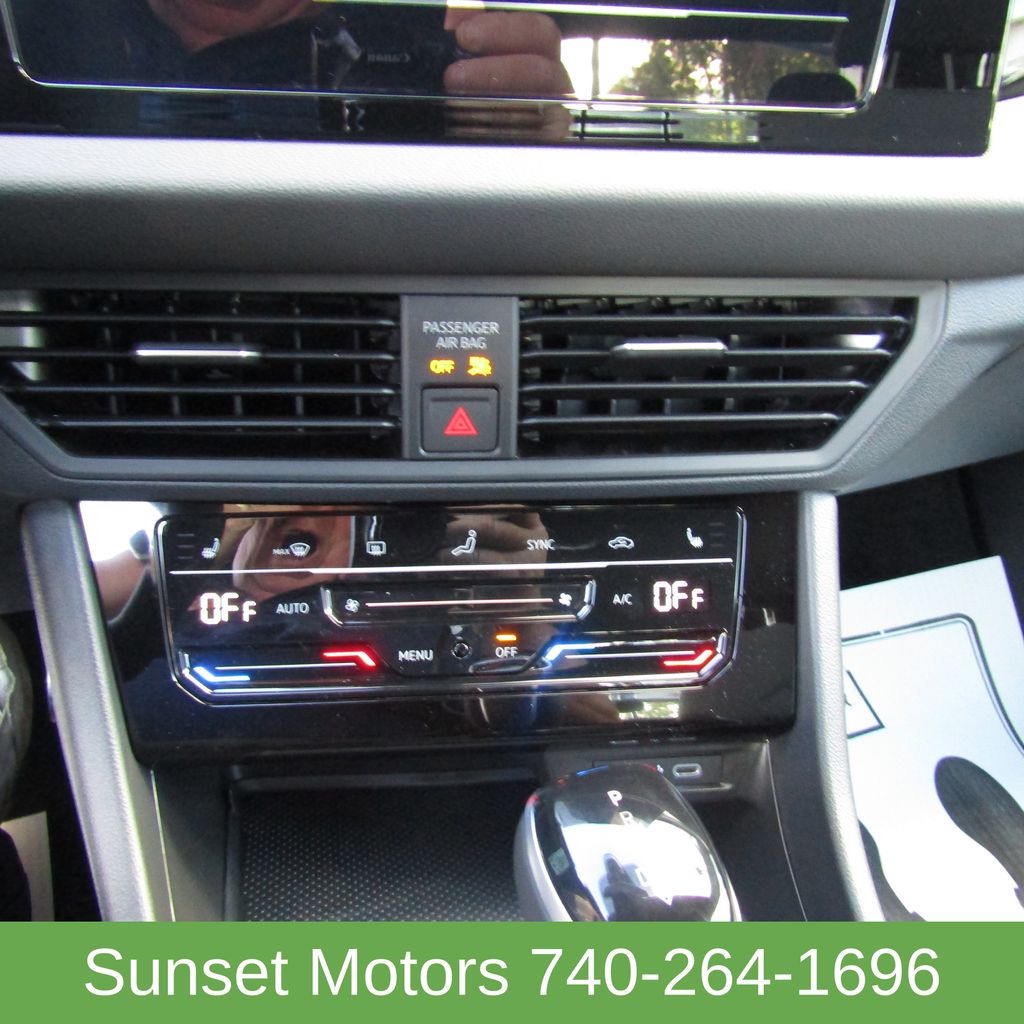 2026 Volkswagen Jetta Sport - Photo 17