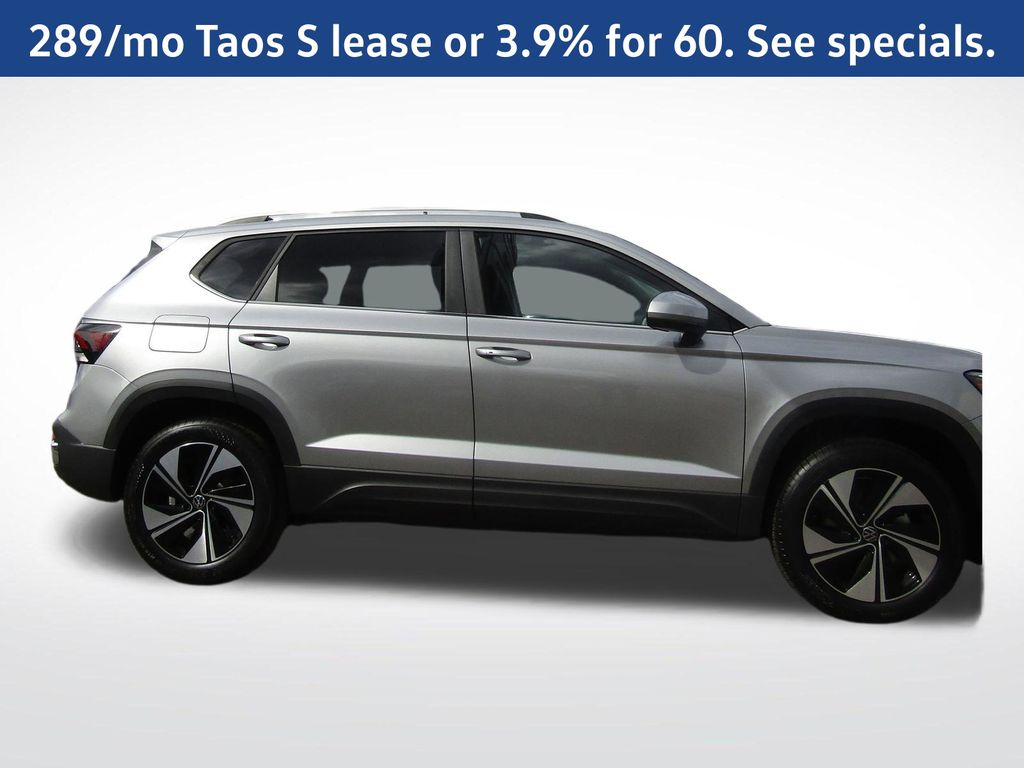 2026 Volkswagen Taos SE - Photo 6