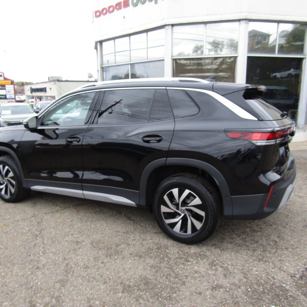 New 2026 Volkswagen Tiguan S 2.0T S 4MOTION