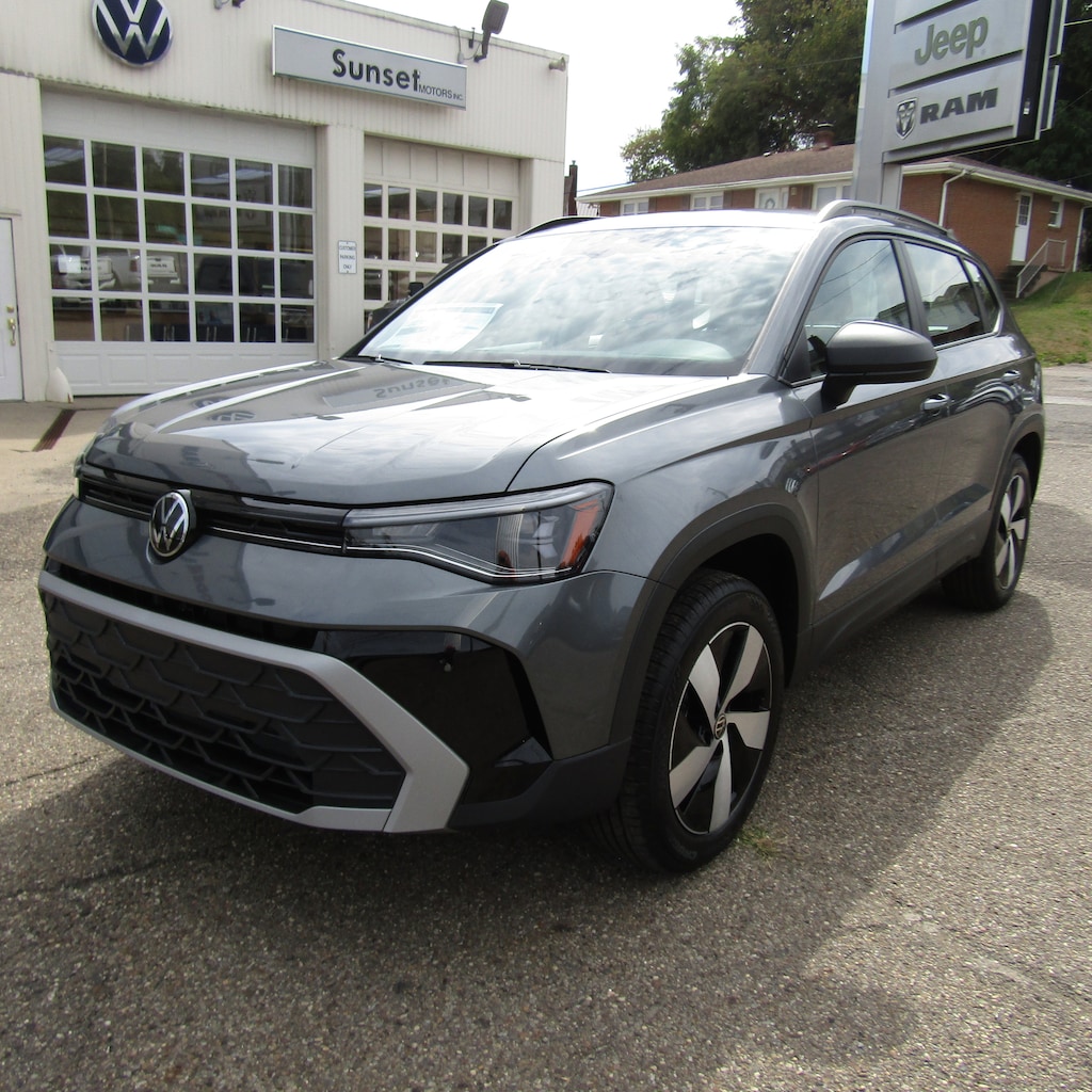 New 2025 Volkswagen Taos 1.5T S SUV