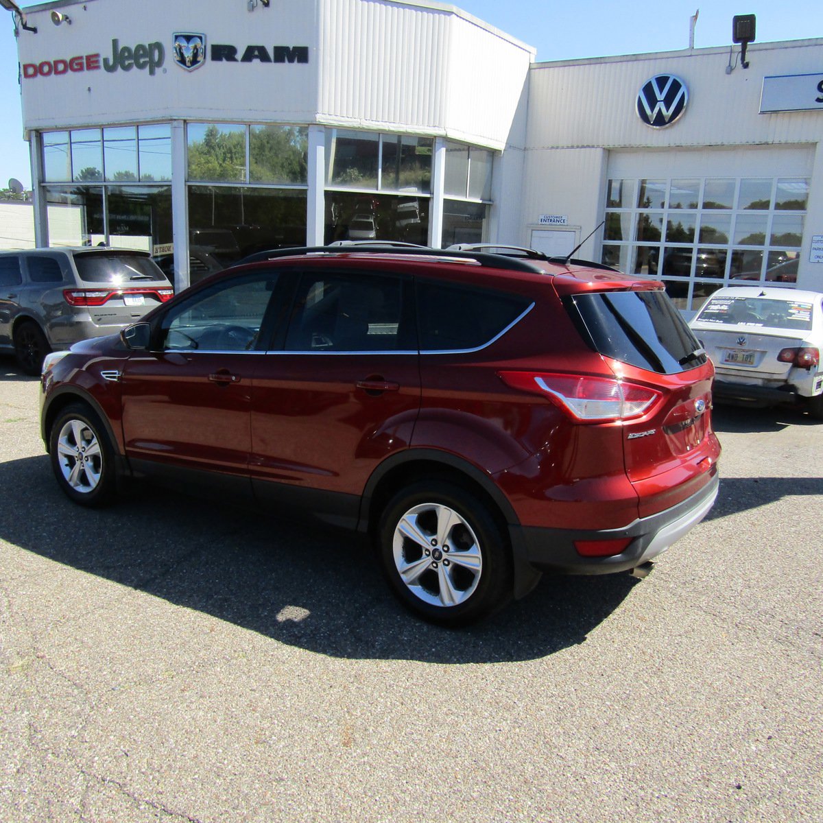 Used 2015 Ford Escape SE with VIN 1FMCU9GX9FUA75995 for sale in Steubenville, OH