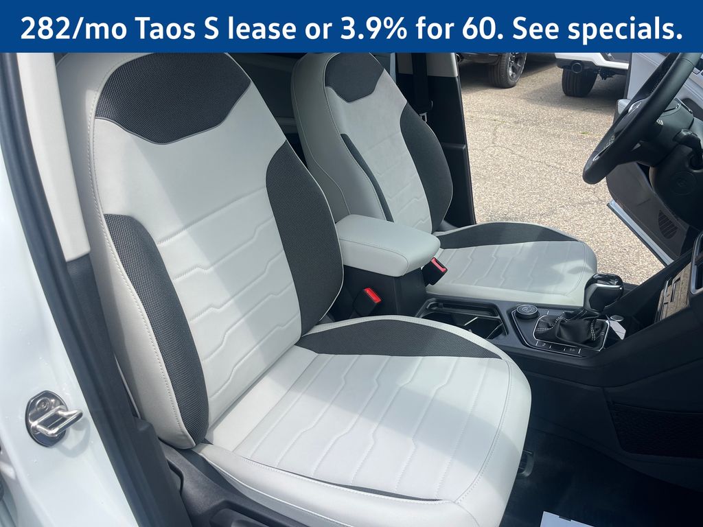 2026 Volkswagen Taos SE - Photo 22