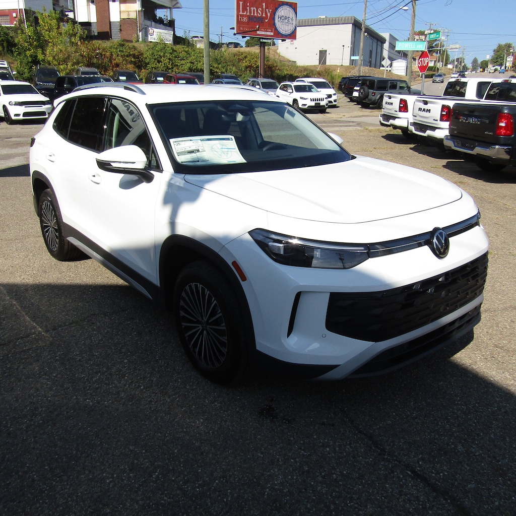 New 2025 Volkswagen Tiguan 2.0T S SUV