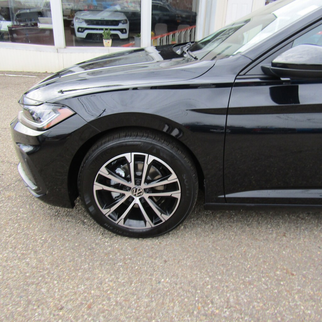 New 2026 Volkswagen Jetta 1.5T Sport Sedan