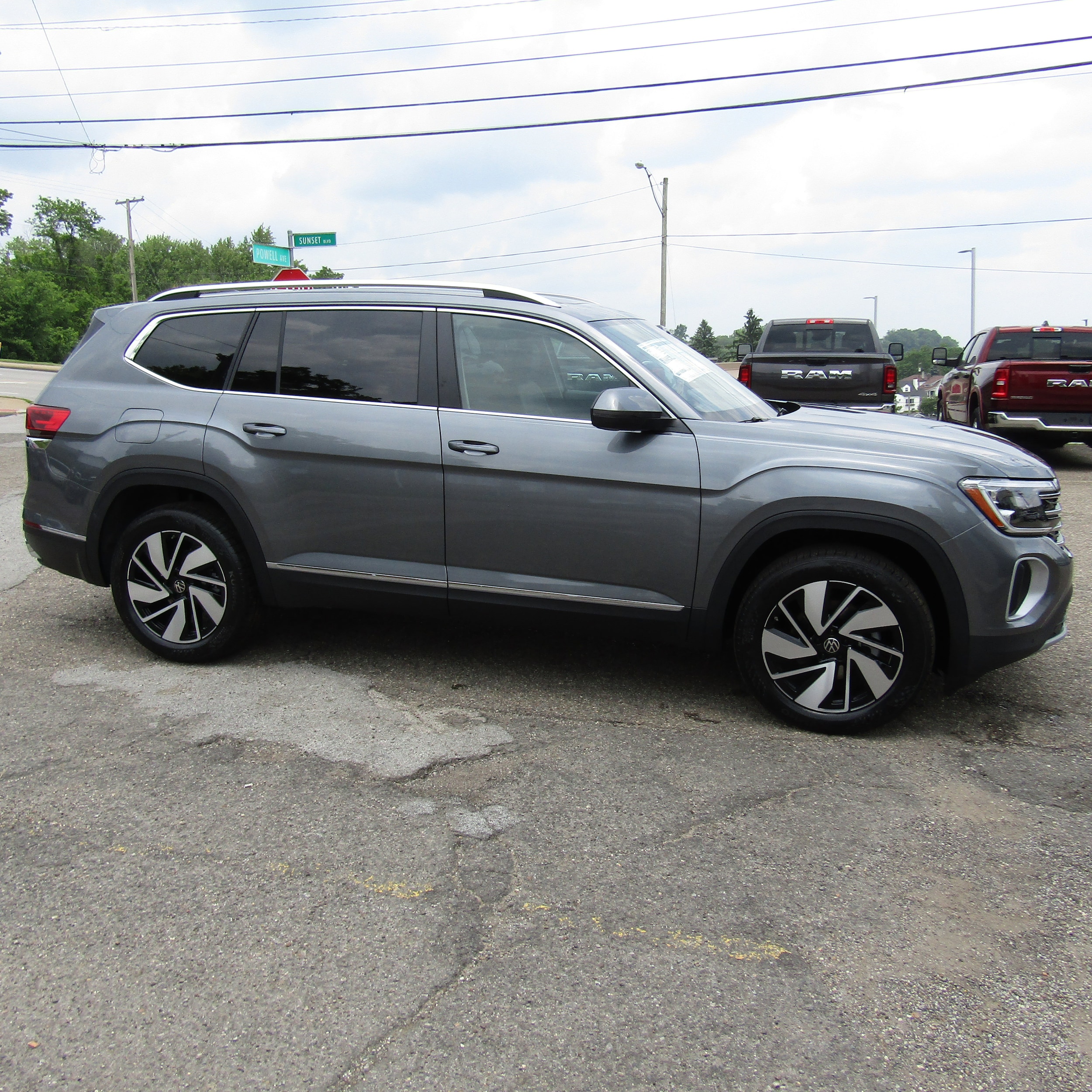 2025 Volkswagen Atlas SUV 