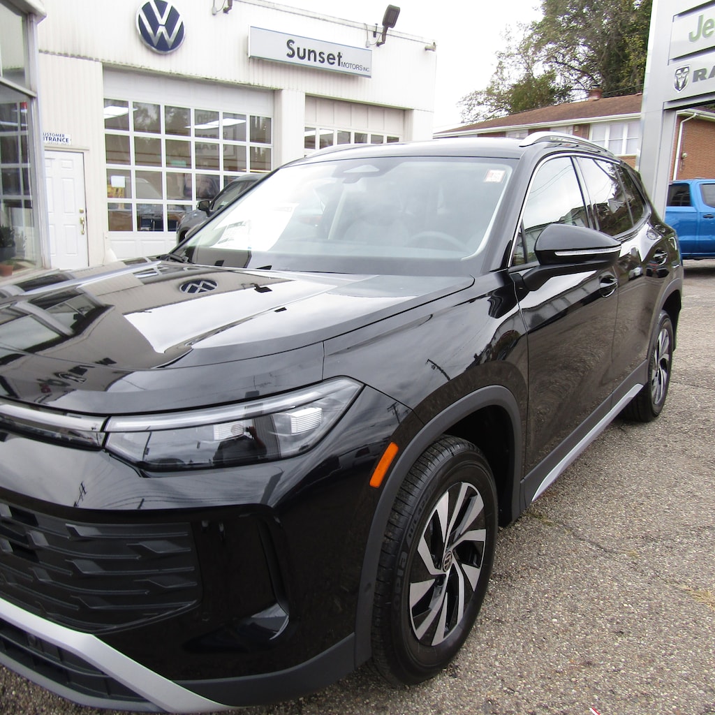 New 2026 Volkswagen Tiguan S 2.0T S 4MOTION