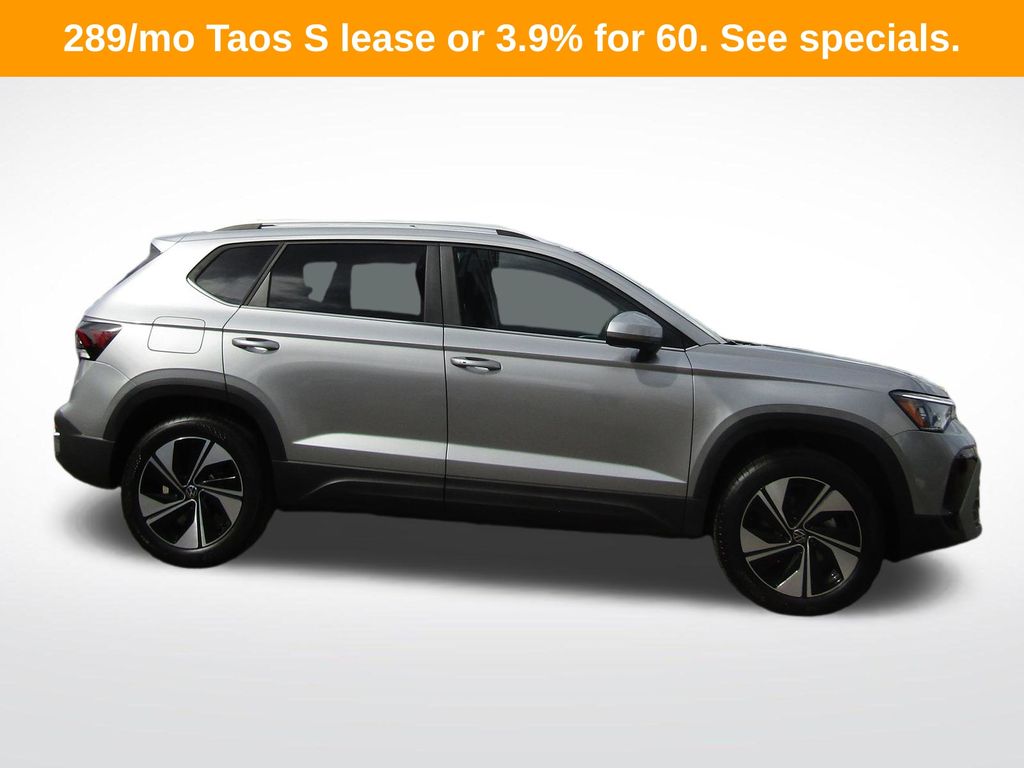 2026 Volkswagen Taos SE - Photo 8