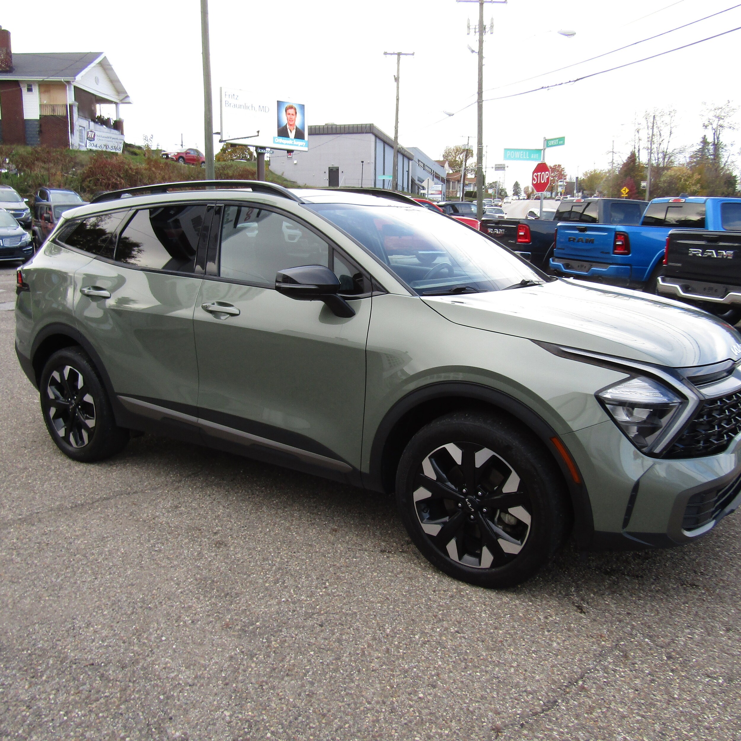 2023 Kia Sportage X-Line photo 3