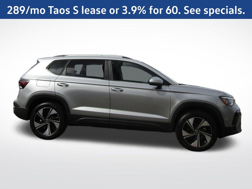 2026 Volkswagen Taos SE - Photo 8