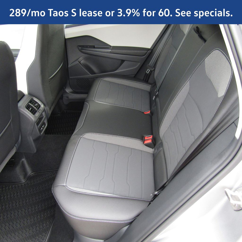 2026 Volkswagen Taos SE - Photo 18