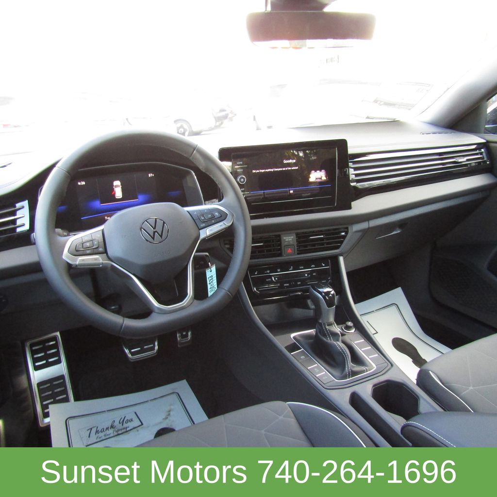 2026 Volkswagen Jetta Sport - Photo 11