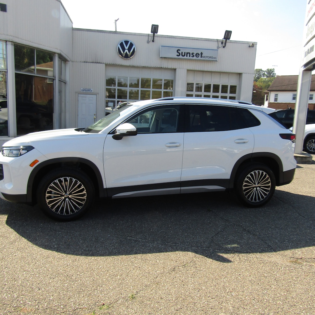 New 2025 Volkswagen Tiguan 2.0T S SUV