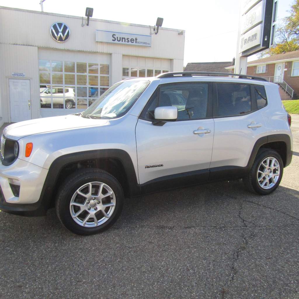 Used 2019 Jeep Renegade Latitude 4x4 SUV