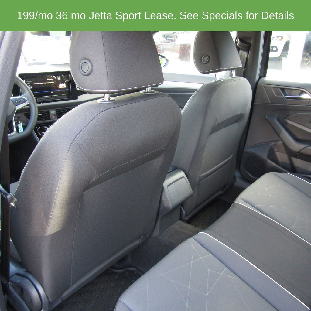 2026 Volkswagen Jetta Sport - Photo 10