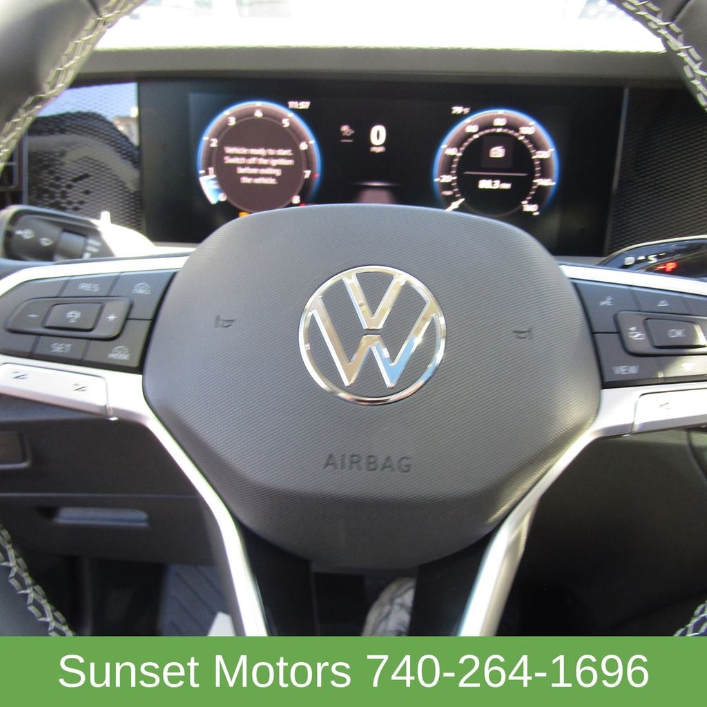 2025 Volkswagen Tiguan SE - Photo 29