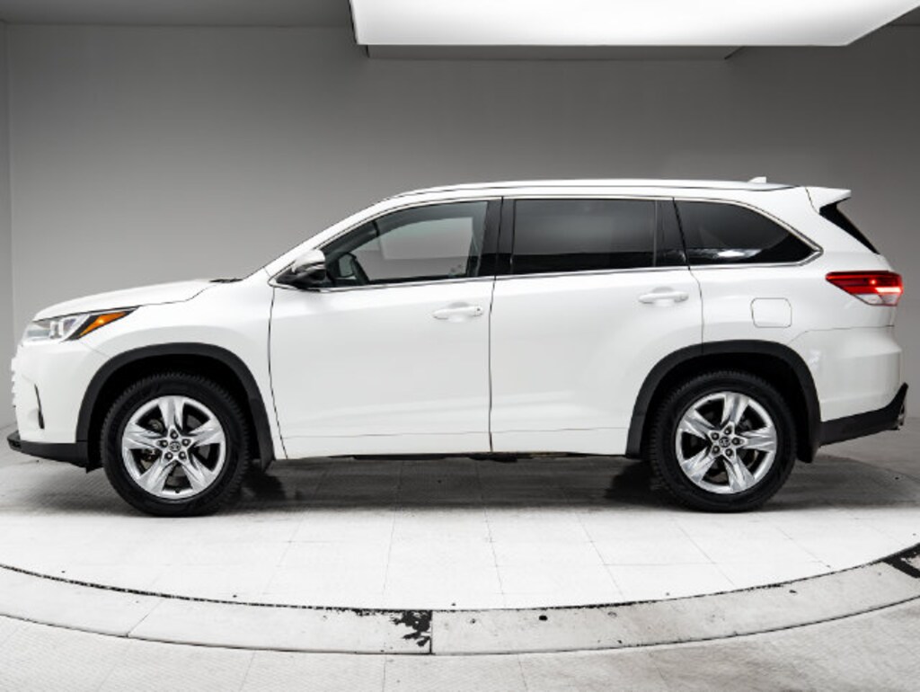 Used 2017 Toyota Highlander Limited SUV