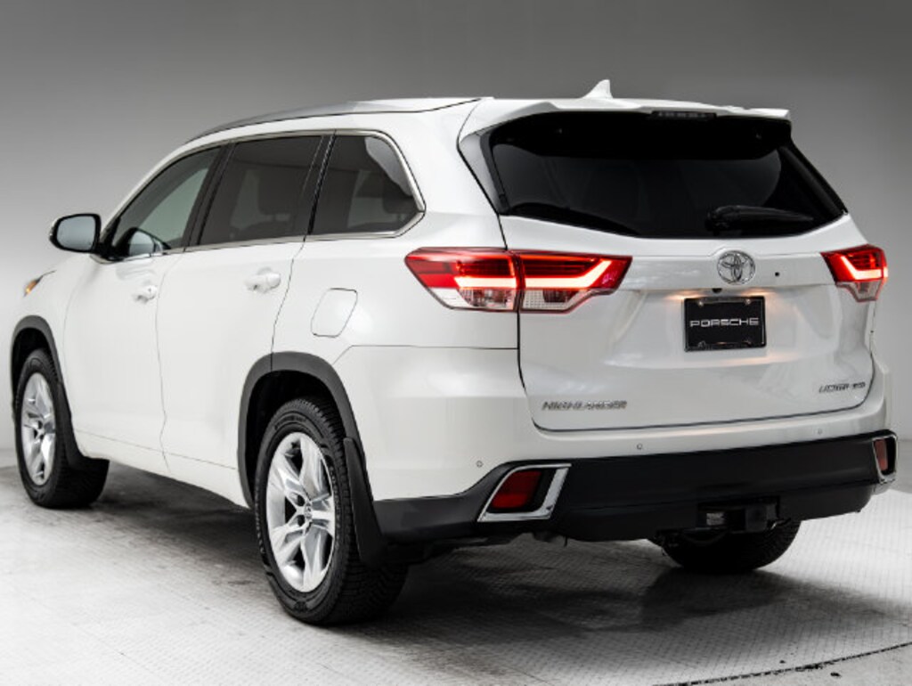 Used 2017 Toyota Highlander Limited SUV