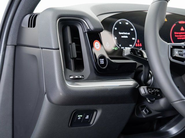 2025 Porsche Cayenne Base - Photo 11