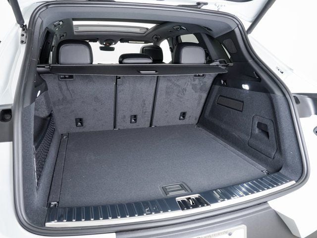 2025 Porsche Cayenne Base - Photo 26