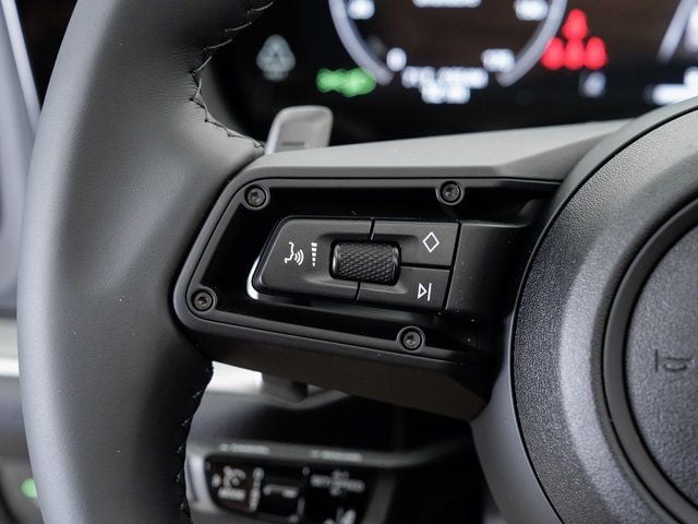 2025 Porsche Cayenne Base - Photo 14