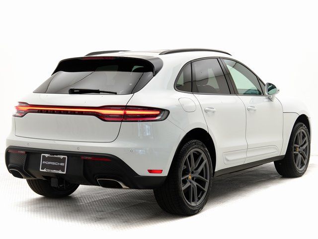 2025 Porsche Macan Base - Photo 33