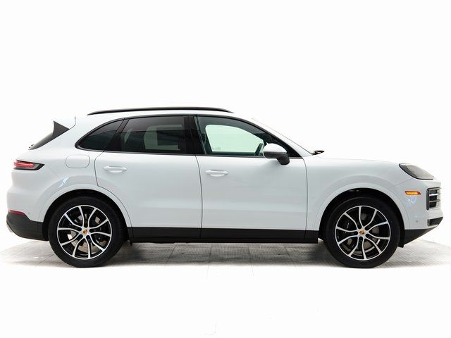 2025 Porsche Cayenne Base - Photo 32
