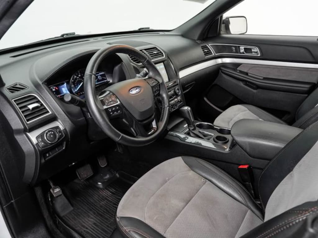 Used 2017 Ford Explorer XLT SUV