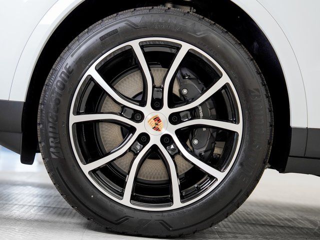 2025 Porsche Cayenne Base - Photo 28