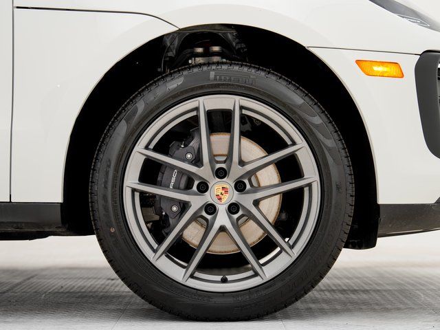 2025 Porsche Macan Base - Photo 28