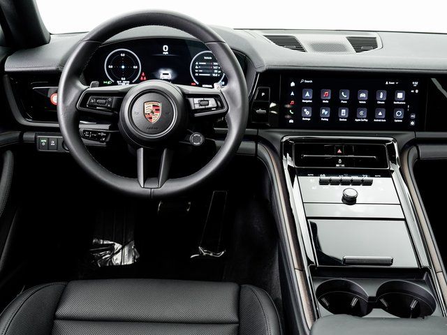 2025 Porsche Panamera Base - Photo 18