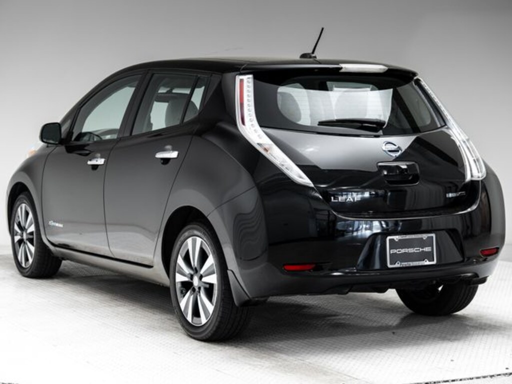 Used 2016 Nissan Leaf SV Hatchback