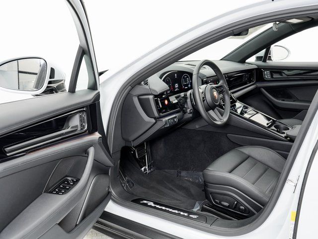 2025 Porsche Panamera Base - Photo 7
