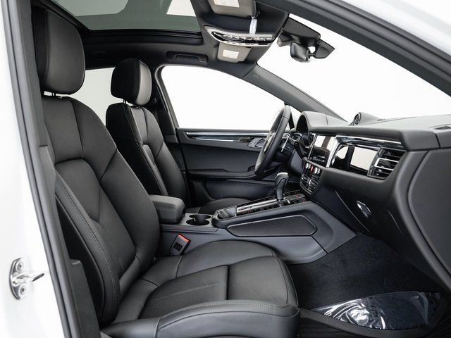 2025 Porsche Macan Base - Photo 23
