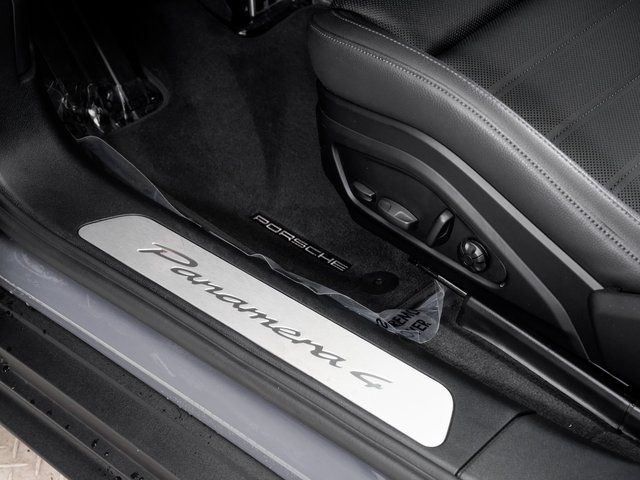2025 Porsche Panamera Base - Photo 12