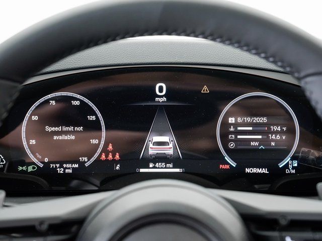 2025 Porsche Cayenne Base - Photo 17