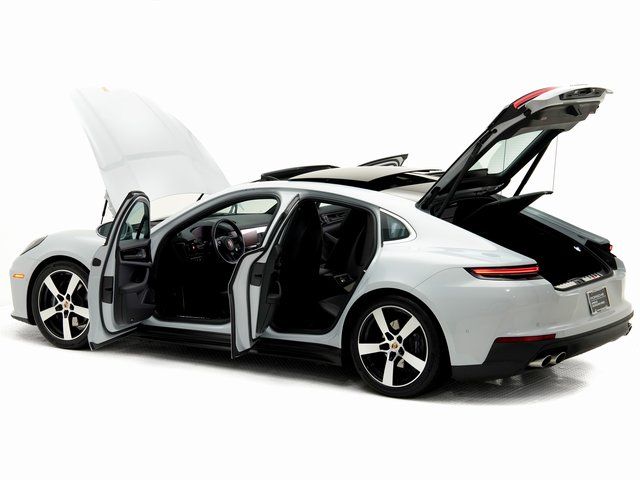 2025 Porsche Panamera Base - Photo 30