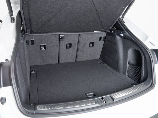 2025 Porsche Macan Base - Photo 26